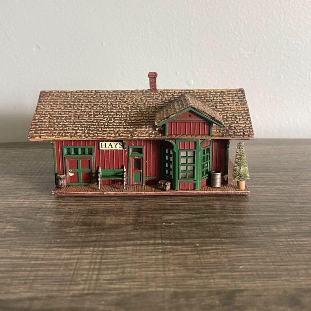 Hallmark Hays Train Station Village Sarah Plain & Tall Collection 1994